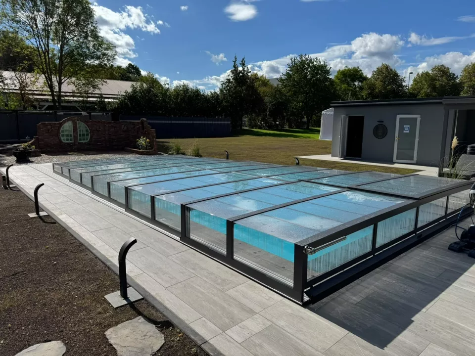1000 und 1 Pool 