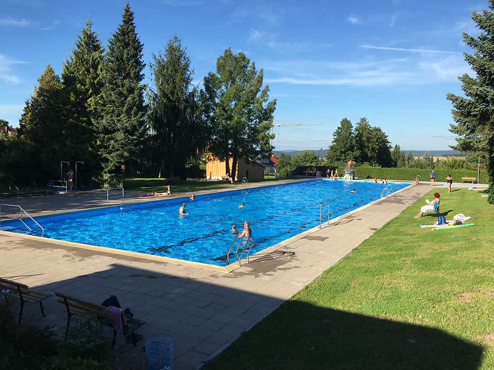 Außenbereich Freibad Dermbach