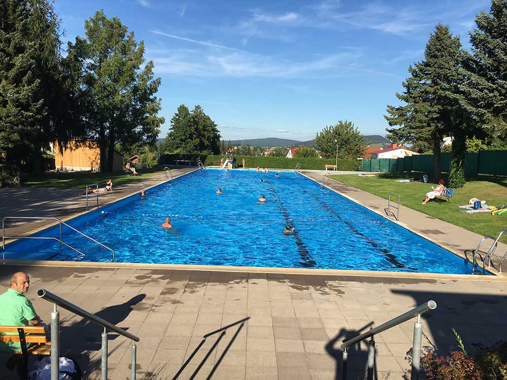 Außenbereich Freibad Dermbach