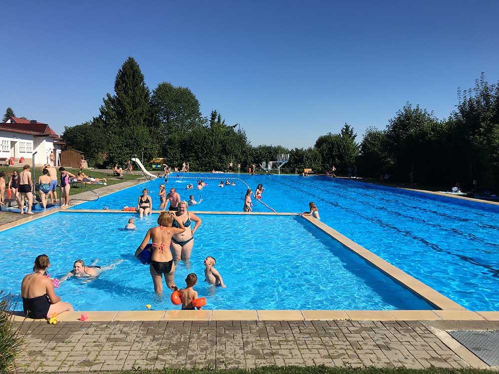 Außenbereich Freibad Eigenrieden