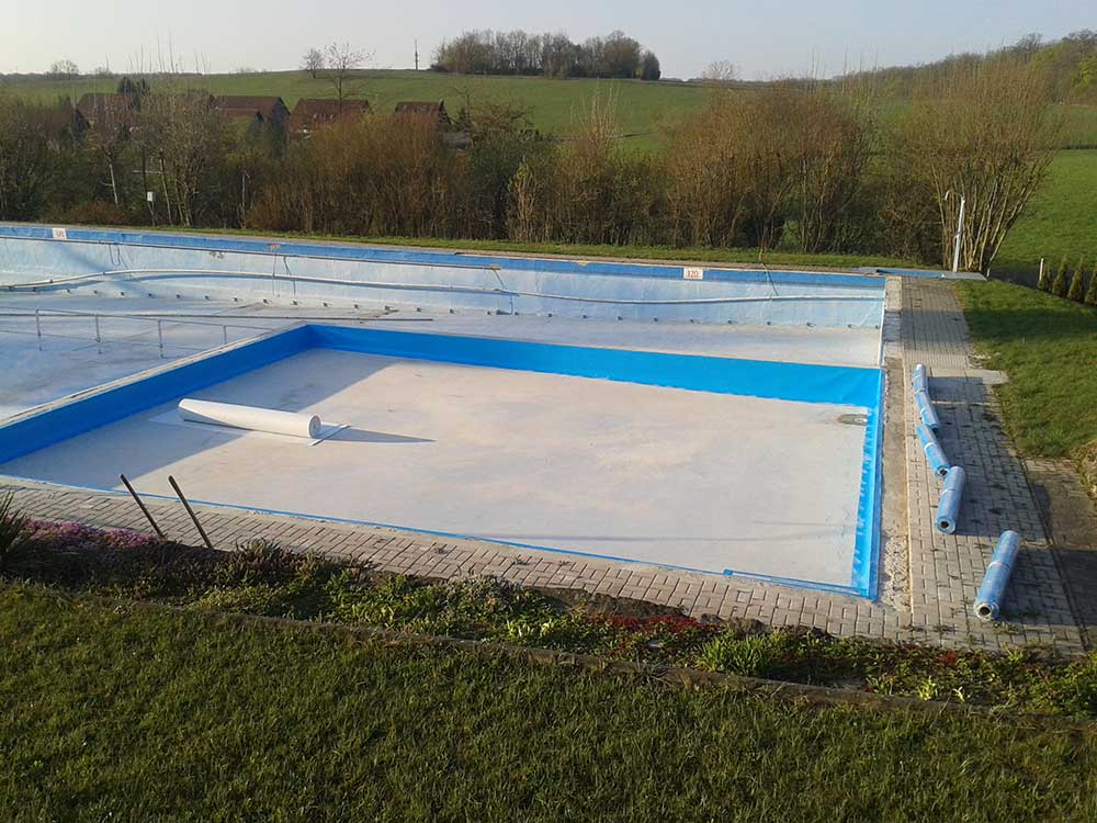 Außenbereich Freibad Eigenrieden