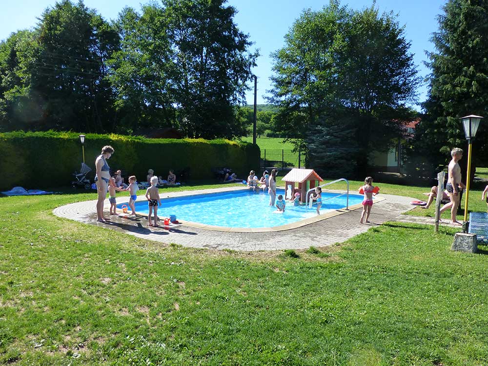 Kinderland Freibad Dermbach