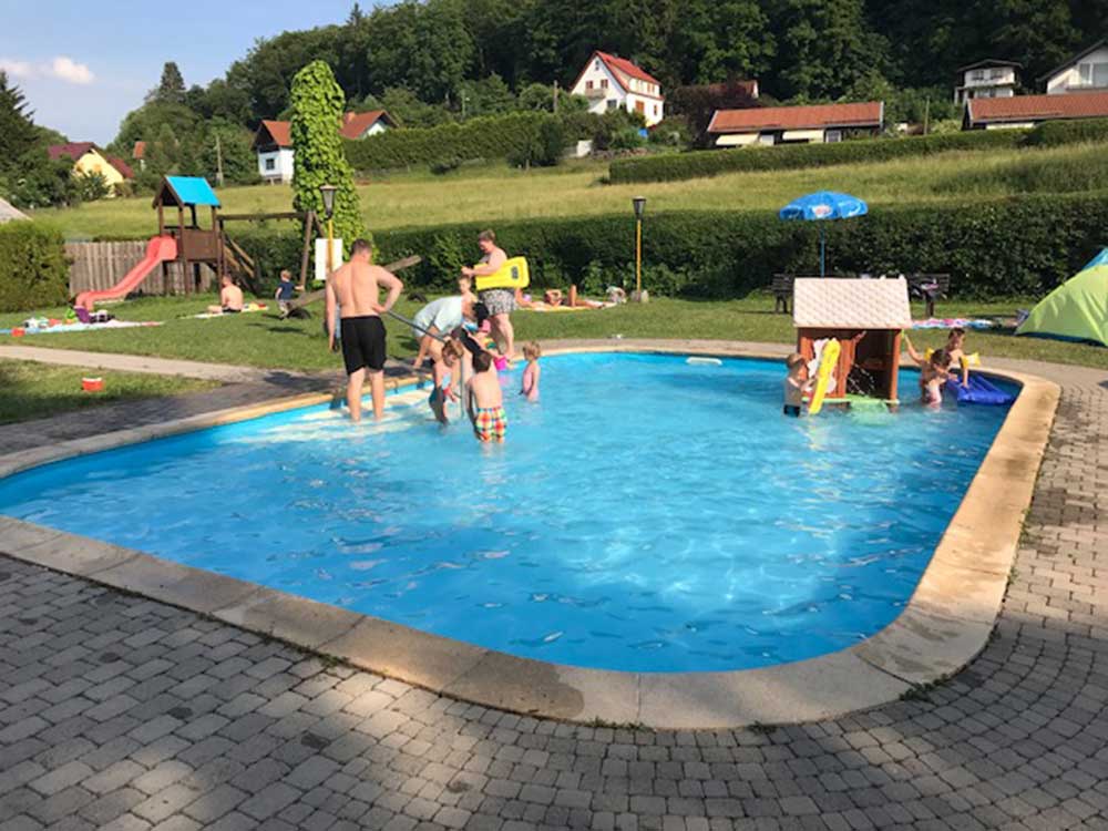 Kinderland Freibad Dermbach